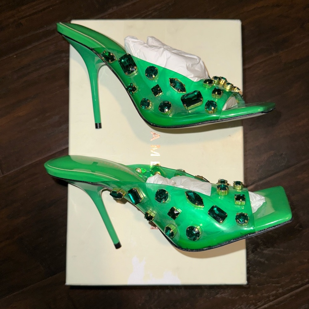 💚 NIB! Good American Jeweled Sandals - Picture 13 of 16